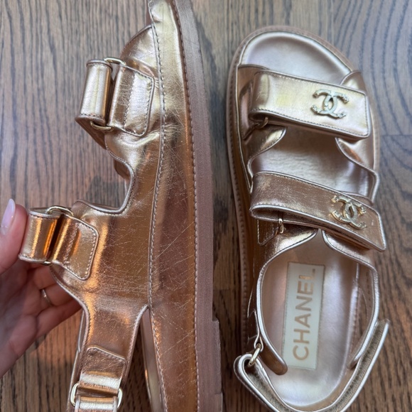 Chanel Rose gold dad Sandel size 37.5 - Picture 4 of 10